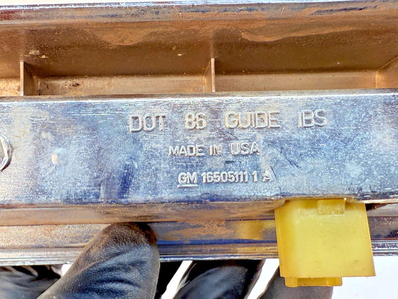 1986 - 1989 Chevrolet Caprice Station Wagon 3rd Third Brake Light Lamp B78-21