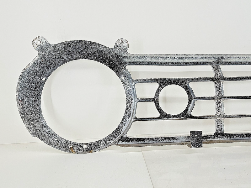 RARE OEM 1965 1966 1967 Dodge Truck Radiator Grille Assembly 2518596 D100 D200