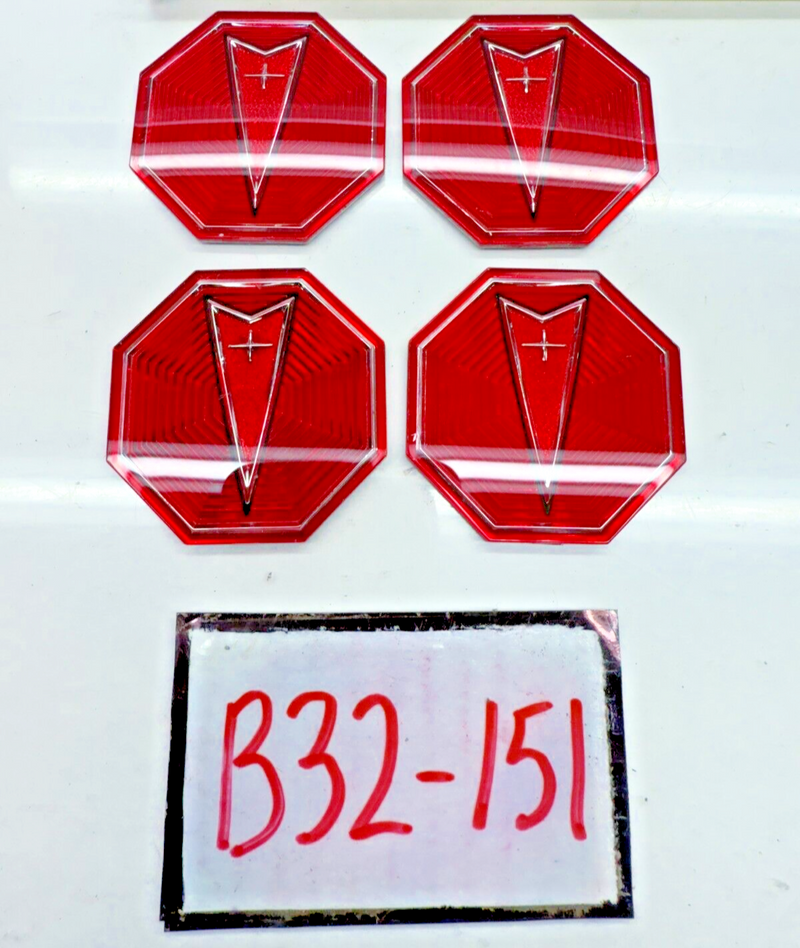 (1) NOS OEM Pontiac 1970s -80s Wheel Center Cap Rim Emblem Logo 10010282 B32-151