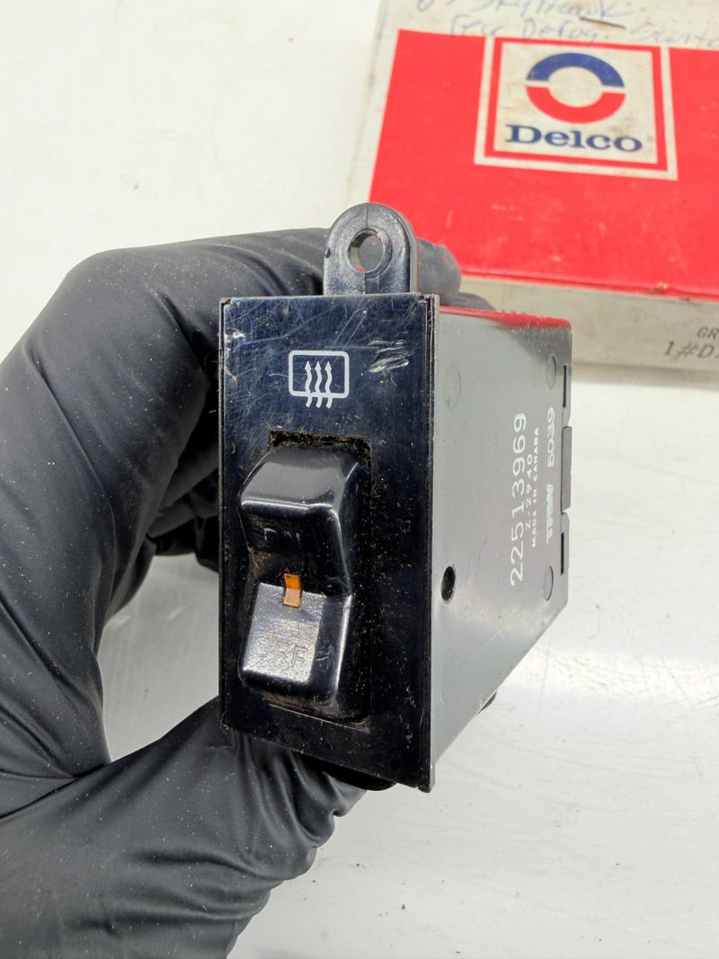 NOS GM 1982 1983 Cadillac Rear Defog Switch 10156199 C56-34