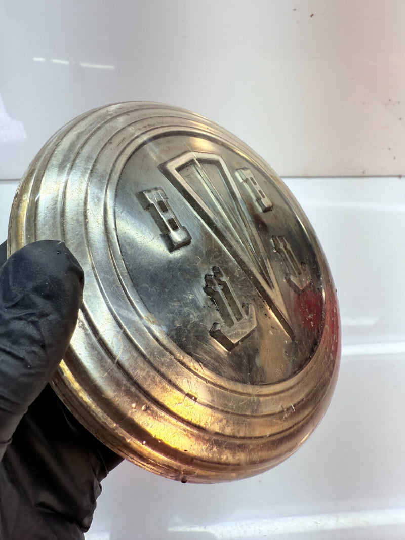 OEM 1946 HUDSON COMMODORE / SUPER SIX OEM STEERING WHEEL HORN BUTTON CAP B58-19