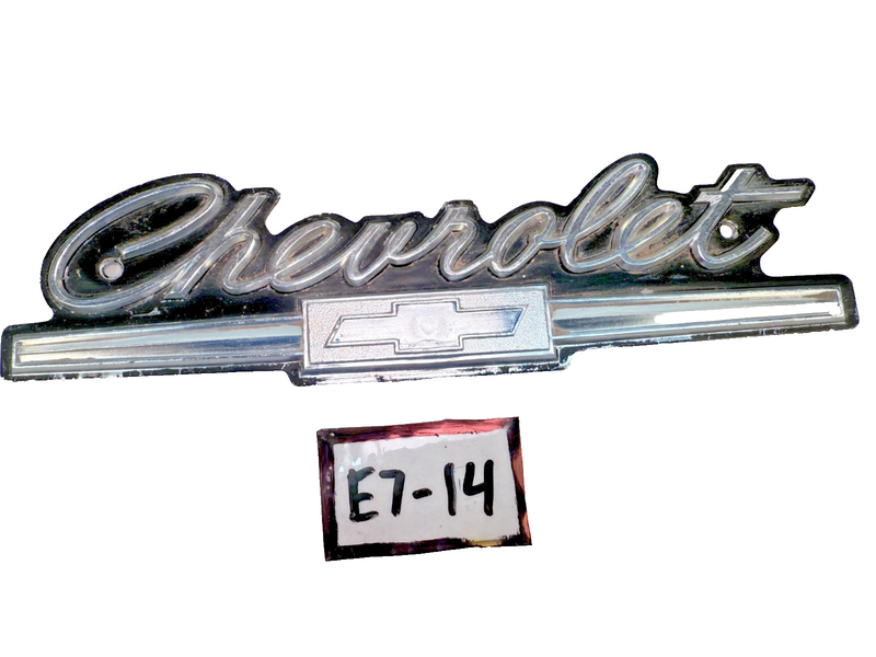 OEM 1966 CHEVROLET ORIGINAL ALUMINUM Grill EMBLEM Impala Caprice 3874556 E7-14