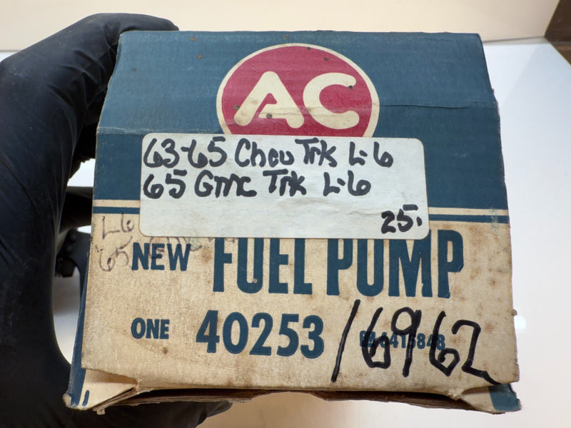 NOS 1963-65 Chevrolet GMC Truck Fuel Pump AC 40253 6Cyl 292 CI 63 64 65 C18-11