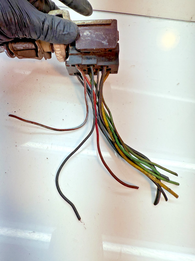 OEM 1965 - 1966 FORD MUSTANG AUTOLITE HEAD LIGHT SWITCH & Plug B14-22