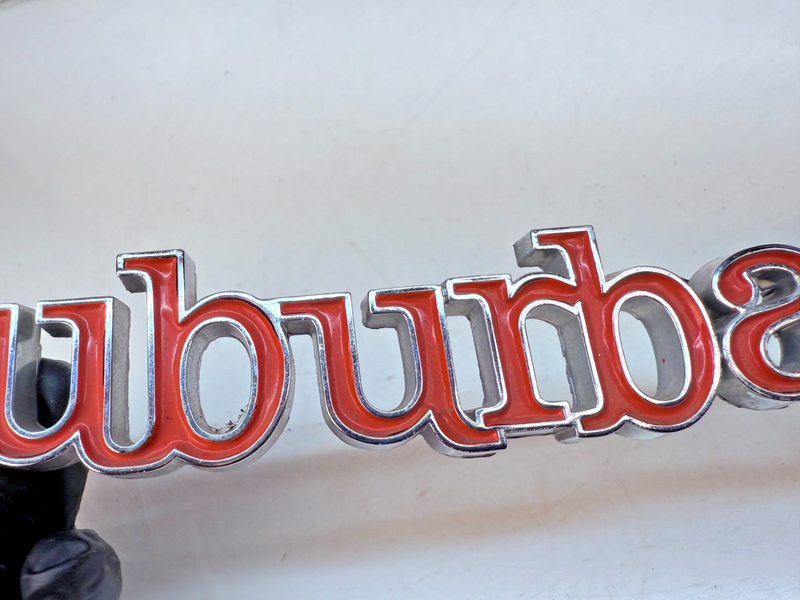 NICE OEM 1979 - 1984 GMC SUBURBAN TAILGATE DOOR EMBLEM GM 14016626 E8-2