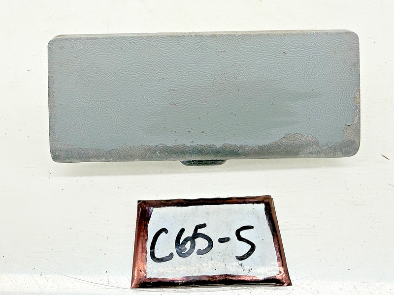 OEM 1987 - 1989 Ford Mustang Console Ashtray Lid Grey E7ZB-61048A04-AWA C65-5