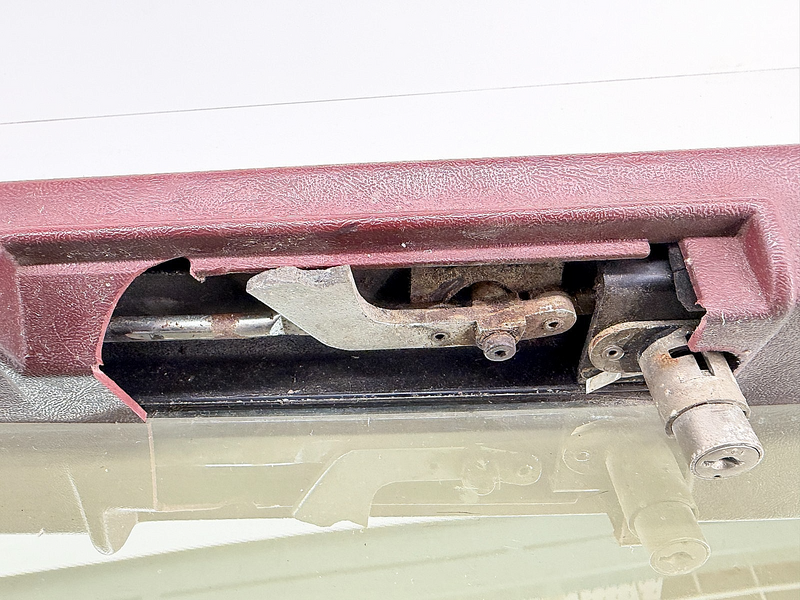 OEM 1979 - 1986 FORD MUSTANG T-TOPS REMOVABLE GLASS SET TTOPS U3B-49