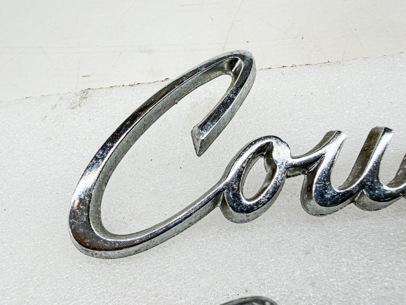 OEM 1971 1972 1973 MERCURY COUGAR SCRIPT EMBLEM PAIR D1WB-16098-AA E10-81