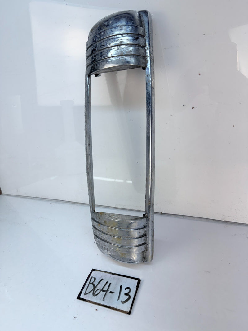 1946 - 1948 CHRYSLER DODGE DESOTO CENTER BRAKE LIGHT CHROME BEZEL 1149302 B64-13