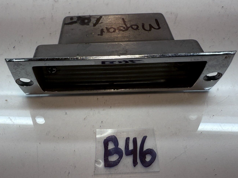 OEM  1964 Dodge Map & Courtesy Lamp LIGHT 64 1887847 B46-18