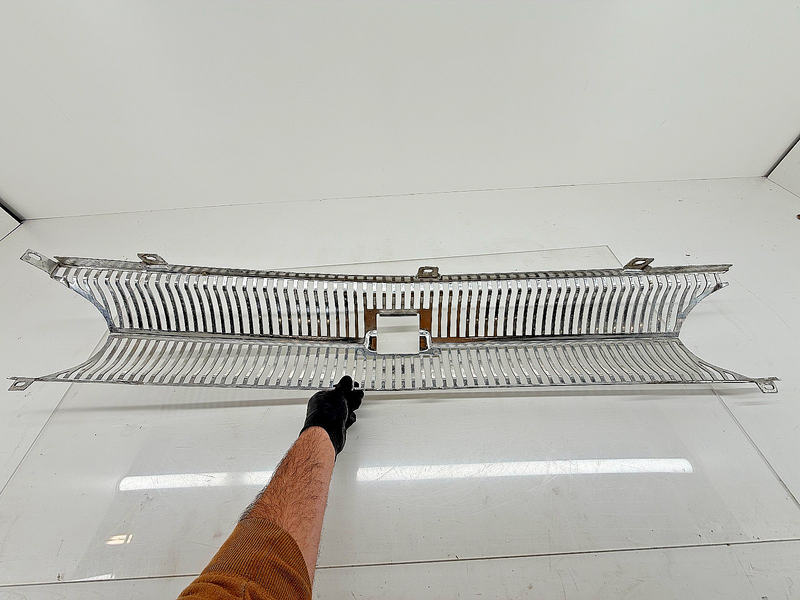 RARE Vintage OEM 1962 Mercury Monteray Grill 62 grille U5B-114
