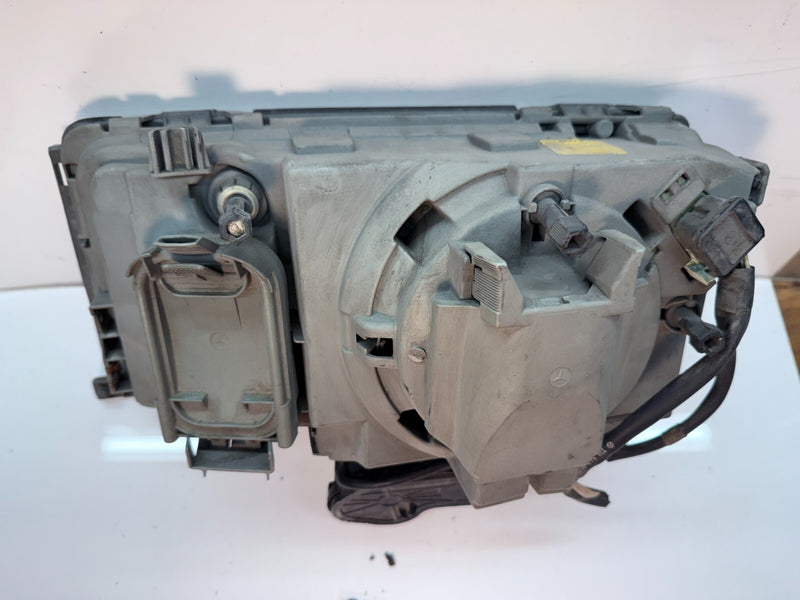 OEM Left Driver Side Headlight Lamp RH for 86-93 Mercedes 300D 300E W124 C11-4