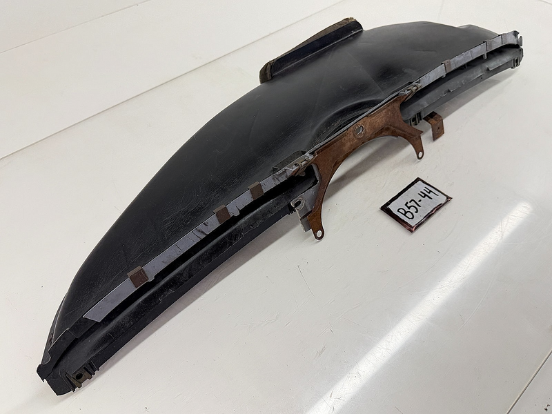 OEM 1980 - 1986 FORD MUSTANG WINDSHIELD VENT DEFROSTER DUCT E0ZH-18490 B57-44