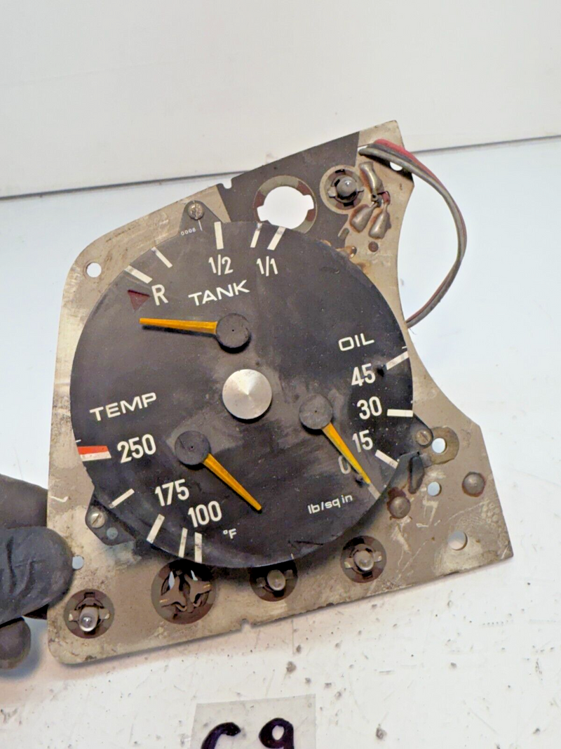 Genuine Mercedes-Benz, W123 Water Temperature, Oil Pressure, Fuel Level C9-6