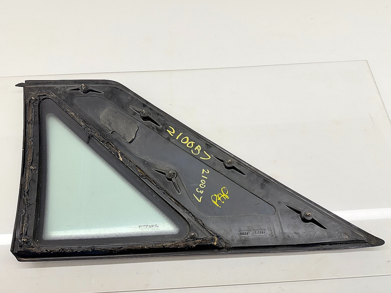 OEM 1987 - 1993 Ford Mustang Quarter Window Glass RH HATCHBACK Carlite GT LX
