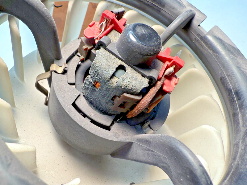 NOS BEHR BLOWER MOTOR 000 835 65 02 MERCEDES W108 W109 NEW OLD STOCK C8-1