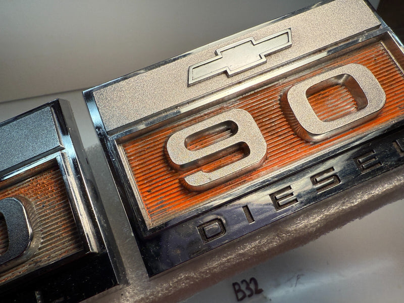 Original OEM Chevy Truck C90 C 90 Fender Emblem Badge SET GM 672398 B32-38