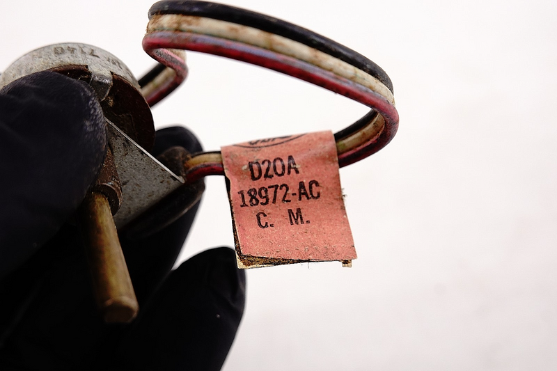 NOS 1971 1972 Ford Galaxie Rear Radio Speaker Volume Control Pinto Maverick C54