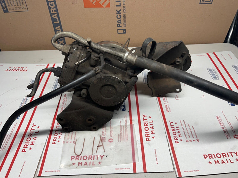 1971-74 FORD Torino COMPLETE A/C AIR COMPRESSOR BRACKET D3AH-8A617-BA FOMOCO U1A