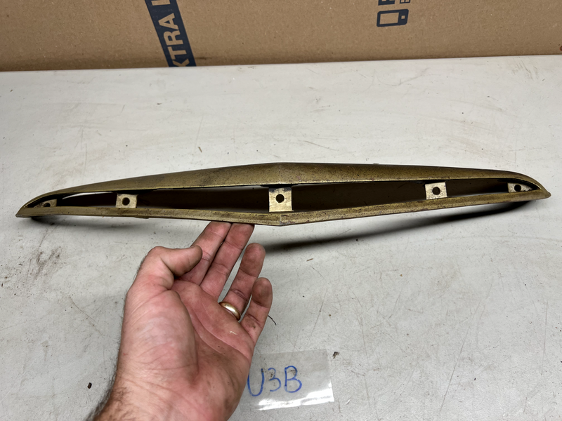 OEM 1961-1963 Ford Thunderbird Hood Scoop Air Vent 61 62 63 C1SB-16A752-A U3B-10