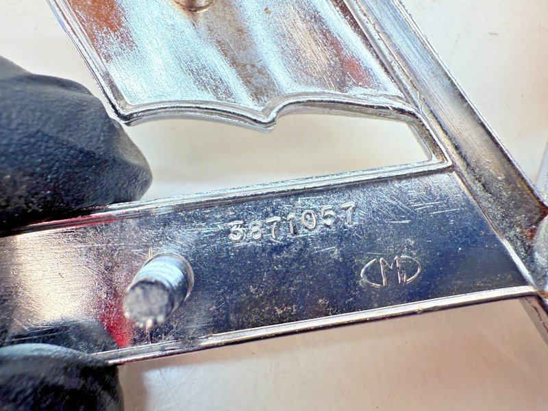 OEM 1965 - 1968 Chevrolet PAIR 396 Turbo-Jet Fender Emblems E8-3