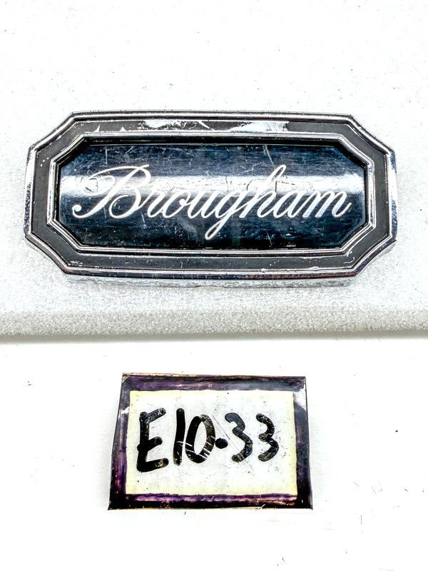 OEM 1971 1972 FORD LTD GALAXIE BROUGHAM ROOF PILLAR EMBLEM D1AZ-65517A20A E10-33