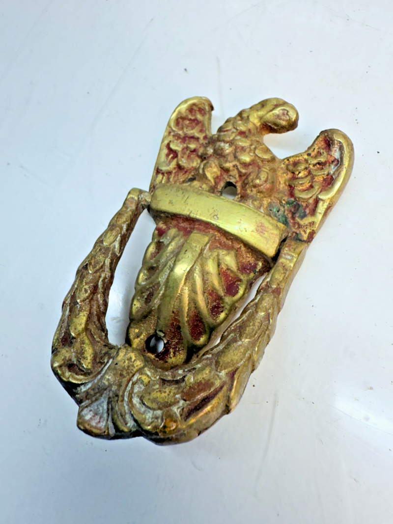 VINTAGE ANTIQUE 1900's BRASS VICTORIAN Eagle SALVAGED DOOR KNOCKER 3" B68-24