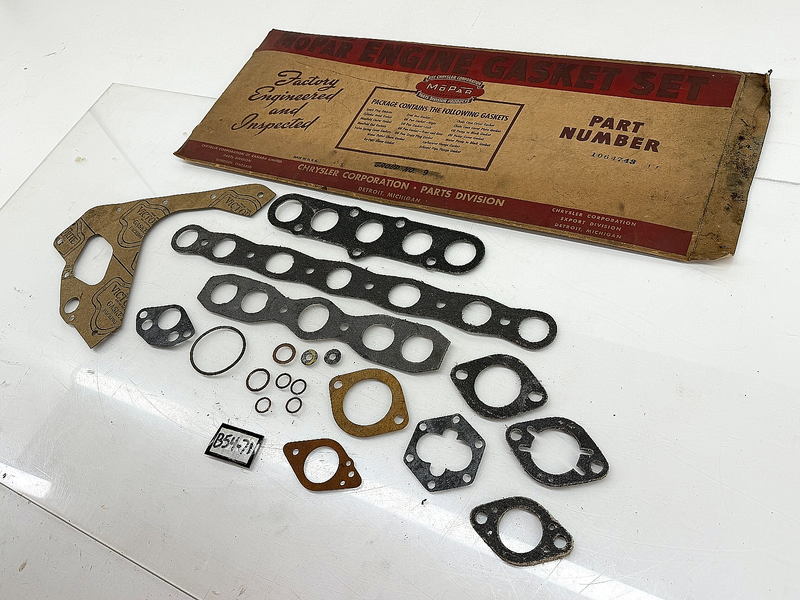 NOS 1935 - 1950 Chrysler Dodge Plymouth Mopar Engine Gasket Set 1064749  B54-71