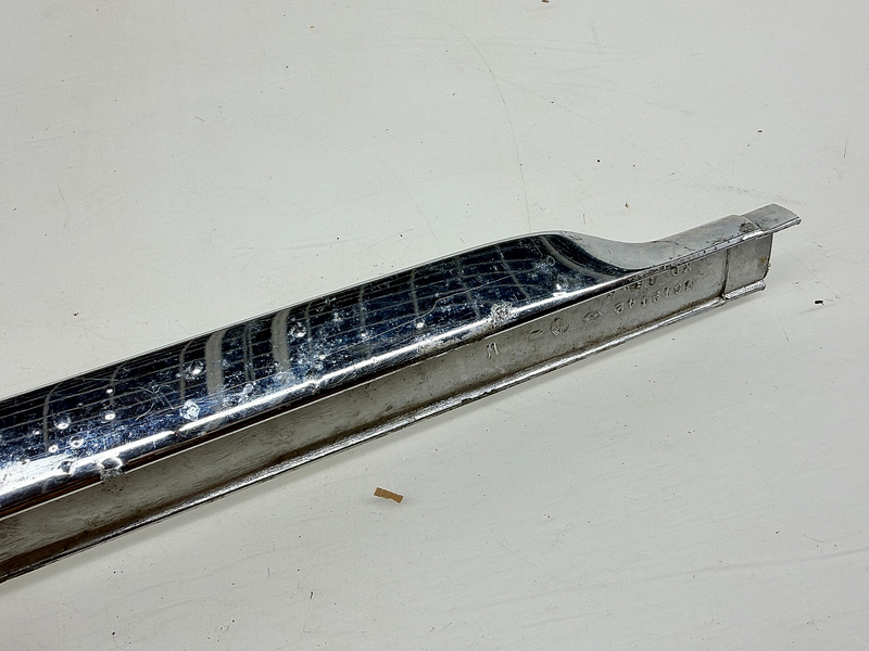 OEM 1959 Mercury Montclair Lower Tail Moulding Trim 1019142 RH Ford C66-23