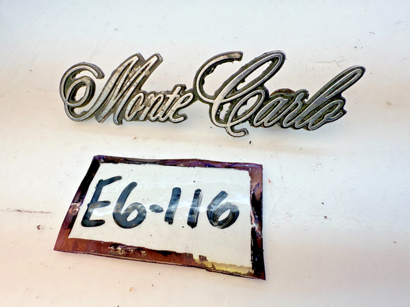 OEM 1973 - 1977 Chevrolet Monte Carlo Header Panel Emblem 325272 E6-116