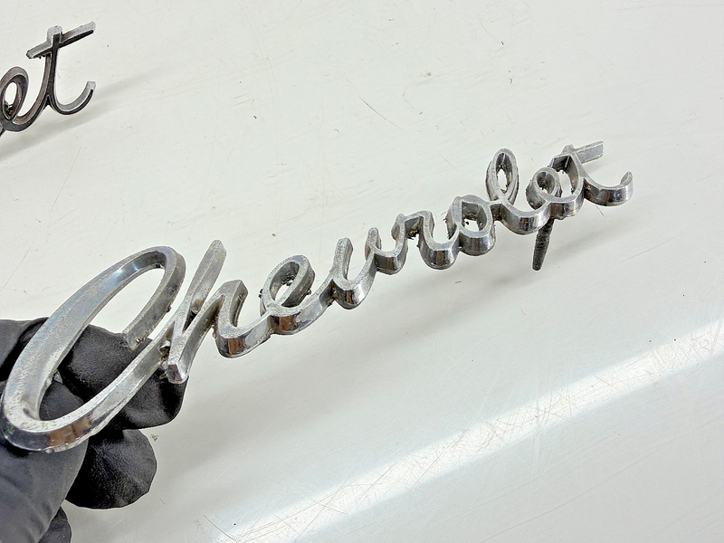 OEM  1966 1967 1968 Chevrolet Emblem Badge Script Pair E9-117