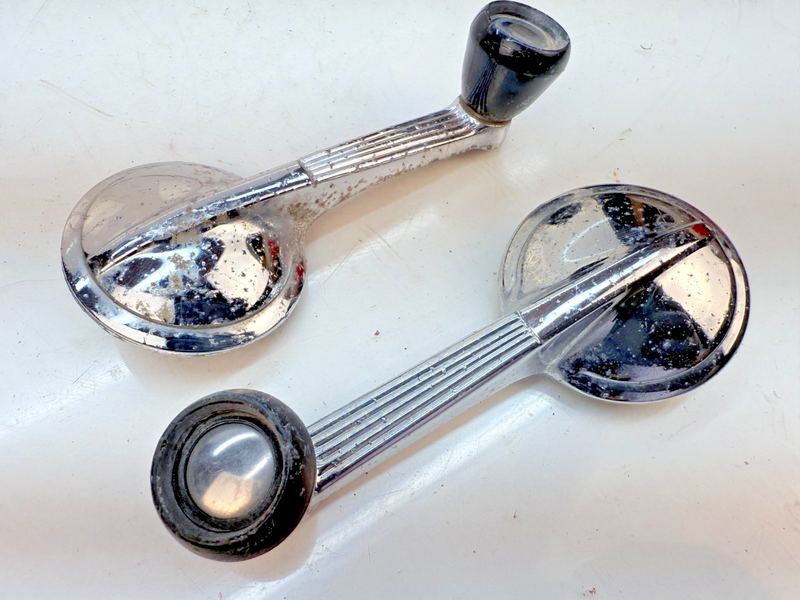 1949 - 1962 Chevy Corvette Bel Air Impala PAIR Door Window Crank Handle B79-34