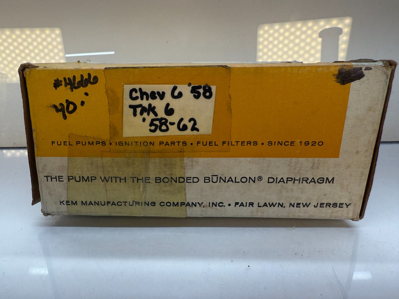NOS Chevrolet Truck / 1958-1962 Mechanical Fuel Pump 4666 58 59 60 61 62 C18-13
