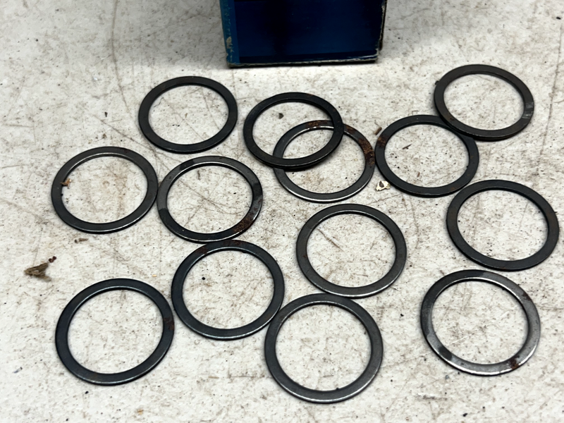 NOS OEM Ford 351529-S Flat Washer LOT OF THIRTEEN (13) B28-49