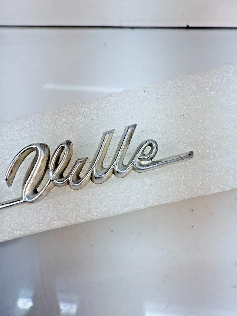 OEM 1965 - 1970 CADILLAC COUPE DE VILLE 66 67 68 METAL EMBLEM 1483602 B32-263