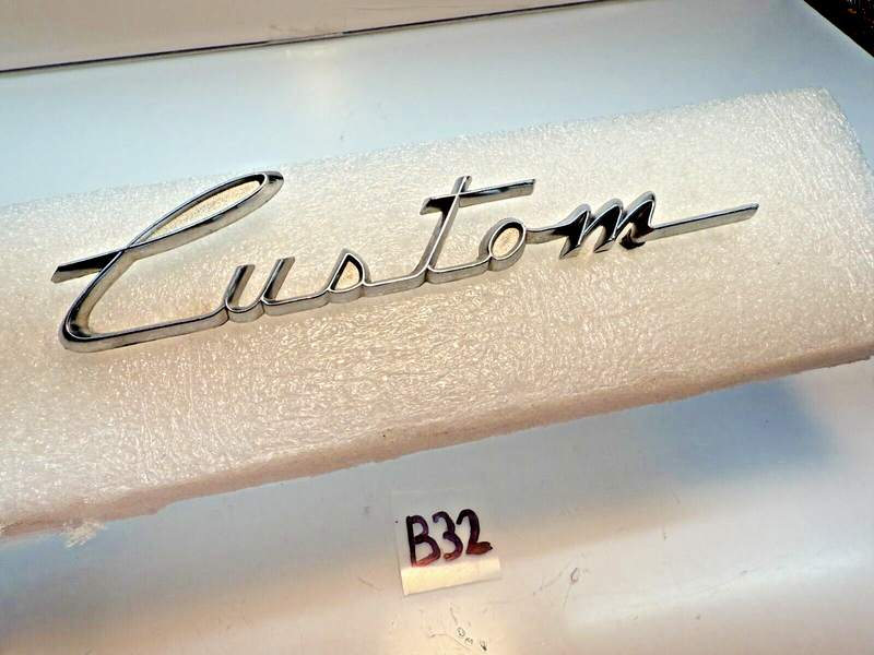 Vintage OEM 1960’s AMC Rambler CUSTOM Chrome Emblem 3458082 B32-49