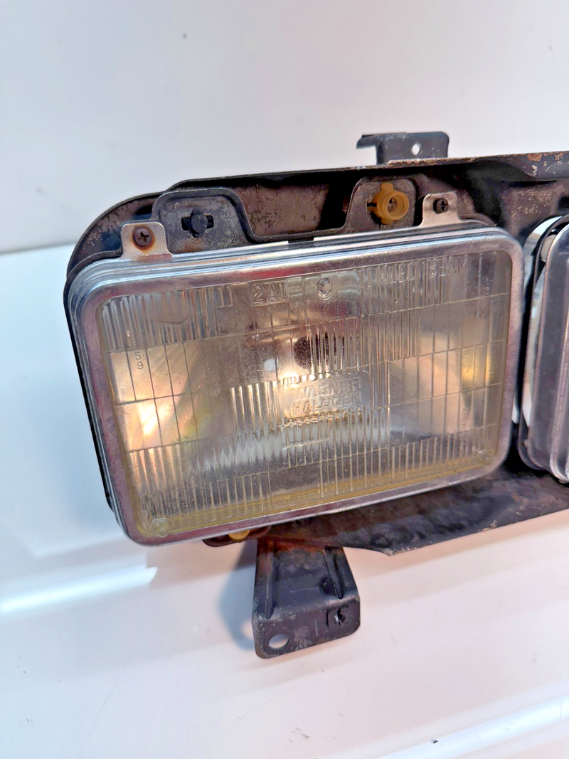 Vintage Original Audi Pair of Headlights head light Set C10-99