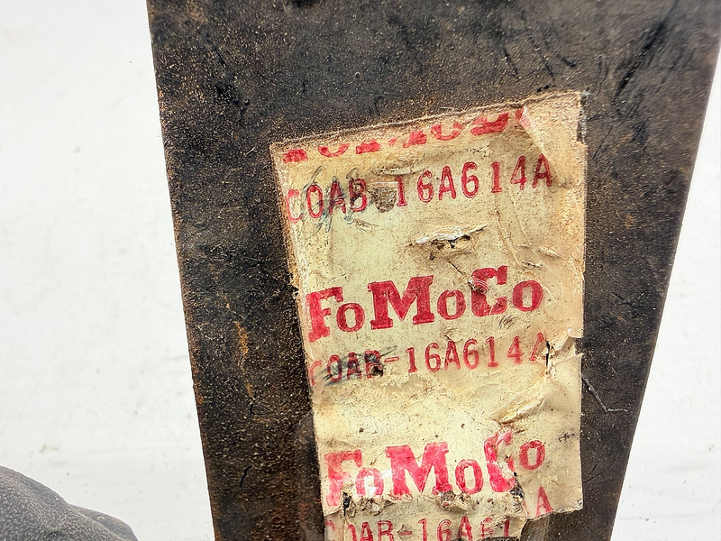 NOS 1960 FORD GALAXIE SUNLINER FAIRLANE BRACKET C0AB-16A614-A C64-12