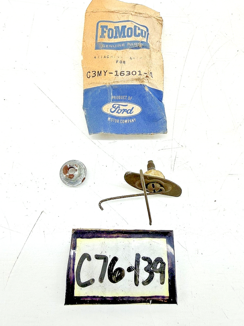 NOS 1963 1964 MERCURY ORNAMENT ATTACHING PARTS KIT C3MY-16301-A C76-139