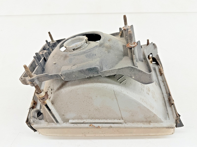 OEM 1987 - 1993 Ford Mustang RH Headlight Assembly 20-1673R B25-34