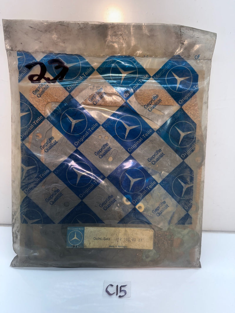 NOS OEM Mercedes Benz W108 W109 W111 W112 W113 Gasket Set 112 586 02 27 C15-23