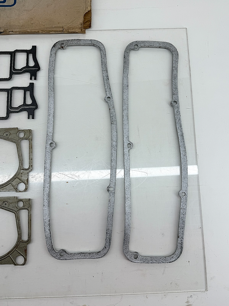 NOS 1958 1959 1960 FORD THUNDERBIRD GALAXIE VALVE Gasket KIT B8AZ-6079-B B54-63