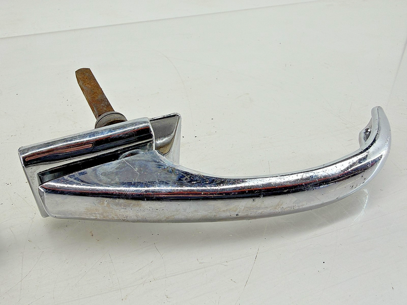 Vintage 1942 - 1947 MERCURY PASSENGER CAR PAIR OUTSIDE DOOR HANDLES C67-5