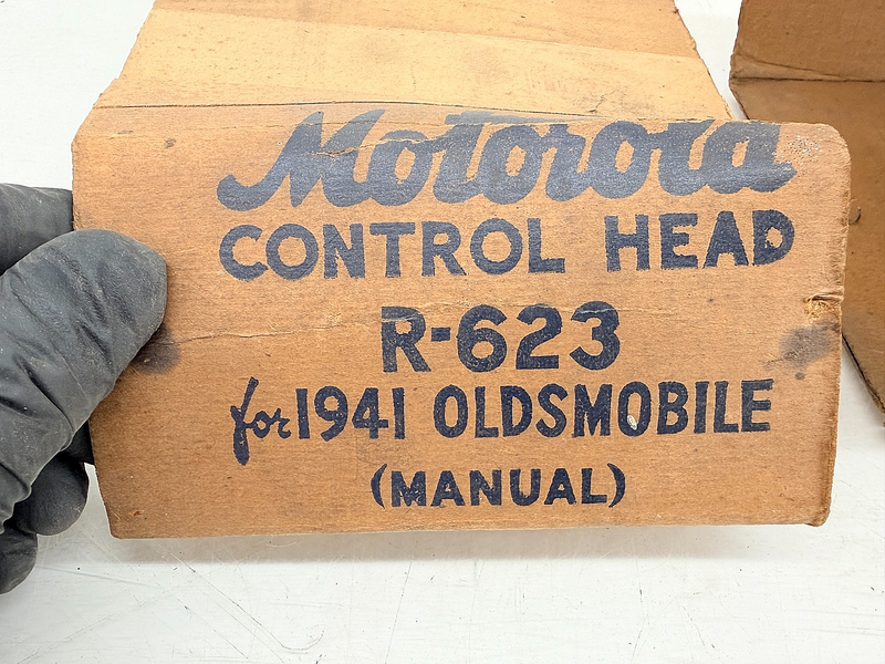 NOS Motorola R-623 1941 Oldsmobile Radio Control Head Complete Galvin Box B69-55