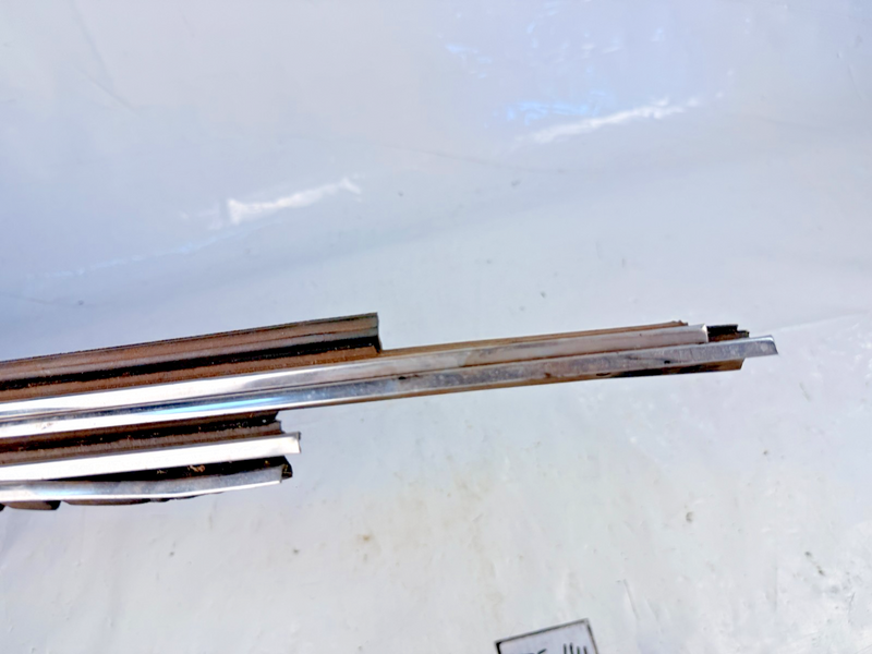 OEM 1959 1960 Chevy Impala WINDOW BELT LINE Moulding Trim Bel Air 59 B75-44