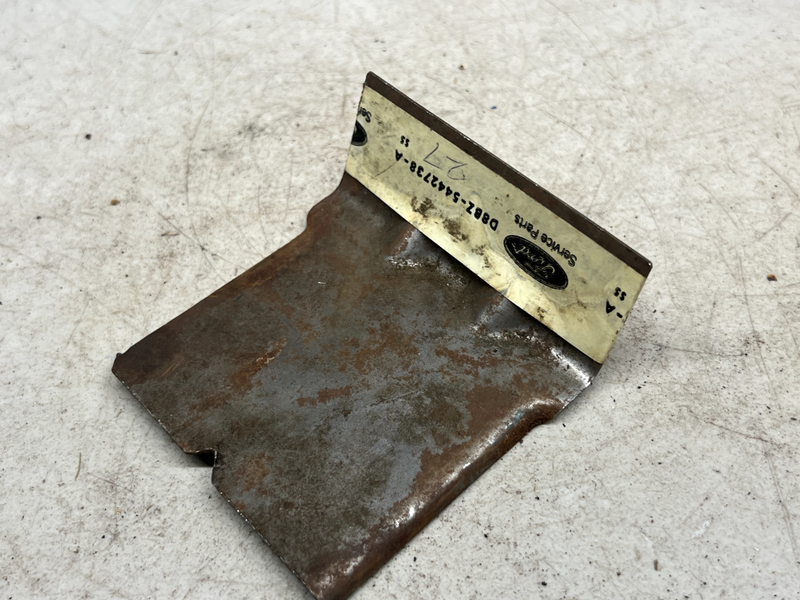 NOS Genuine Ford Mount Bracket D8BZ-5442738-A B30-106