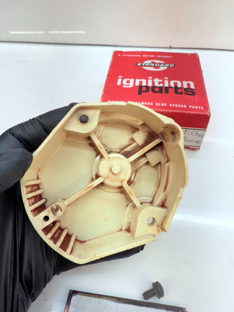 DR-318 Distributor Rotor Chevy Camaro Suburban Olds Cutlass C10 El Camino Impala