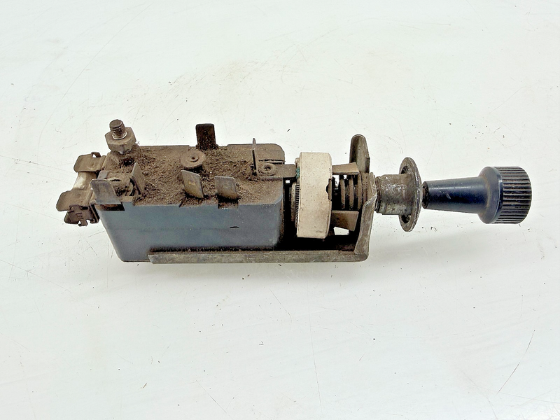 OEM 1956 - 1958 FORD V8 & Truck Headlight Switch C67-172