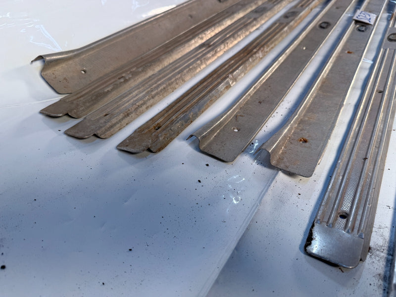 1959 - 1960 CHEVY IMPALA BELAIR Sill Scuff Plate Trim LOT 59 60 S2-35