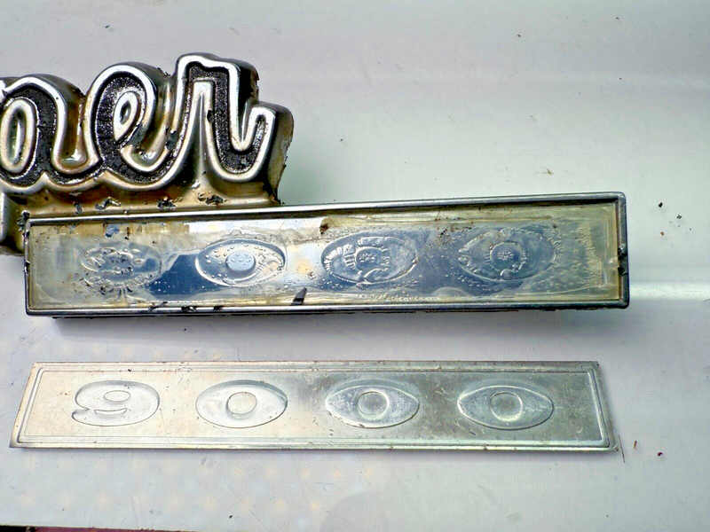 OEM Dodge Camper 9000 Fender Emblem 1972 - 1976 Dodge Truck Camper B32-121